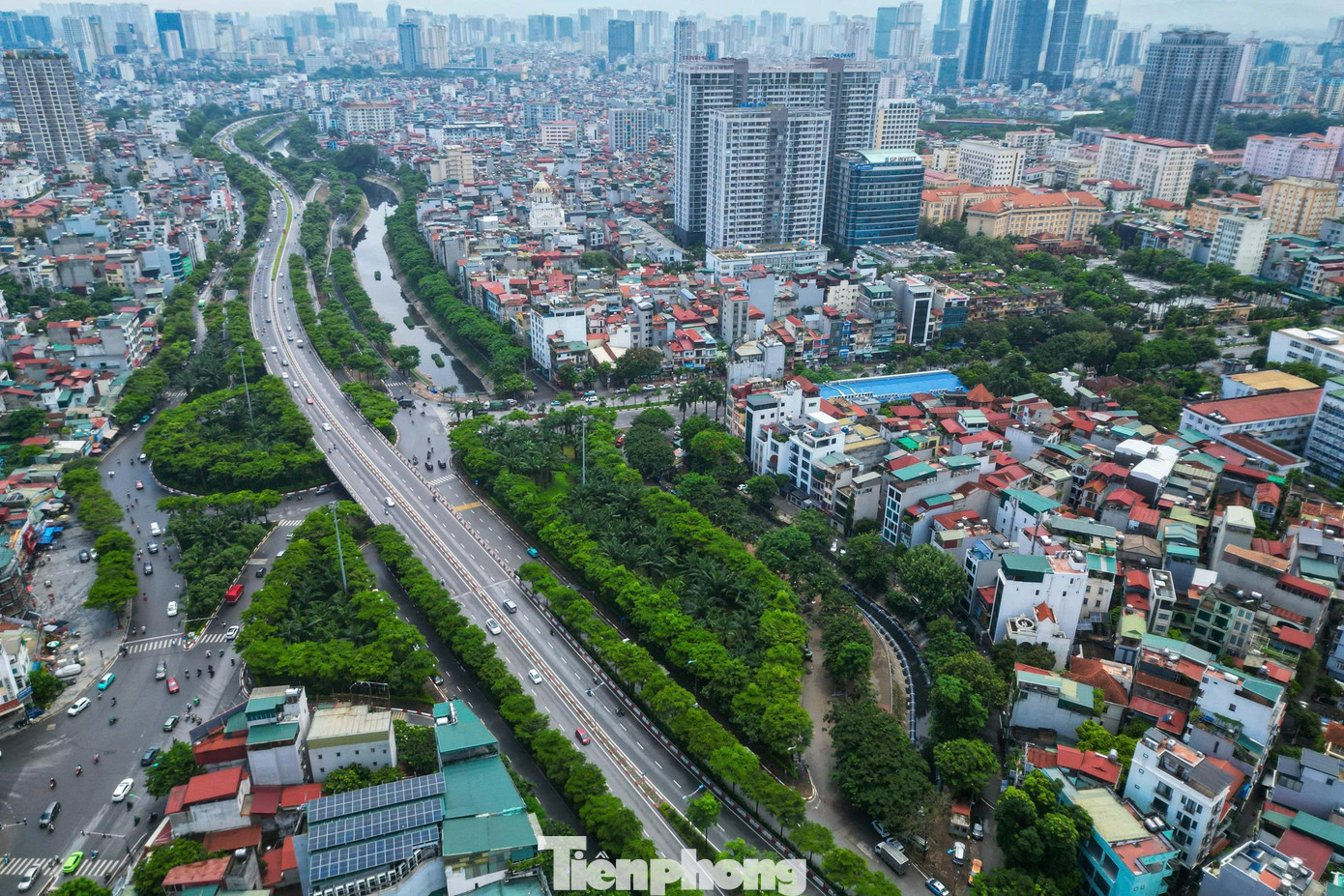 Cuối năm 2024, TP Hà Nội khởi động chương trình “hồi sinh” sông Tô Lịch, với mục tiêu các dự án sẽ hoàn thành trong tháng 8/2025.